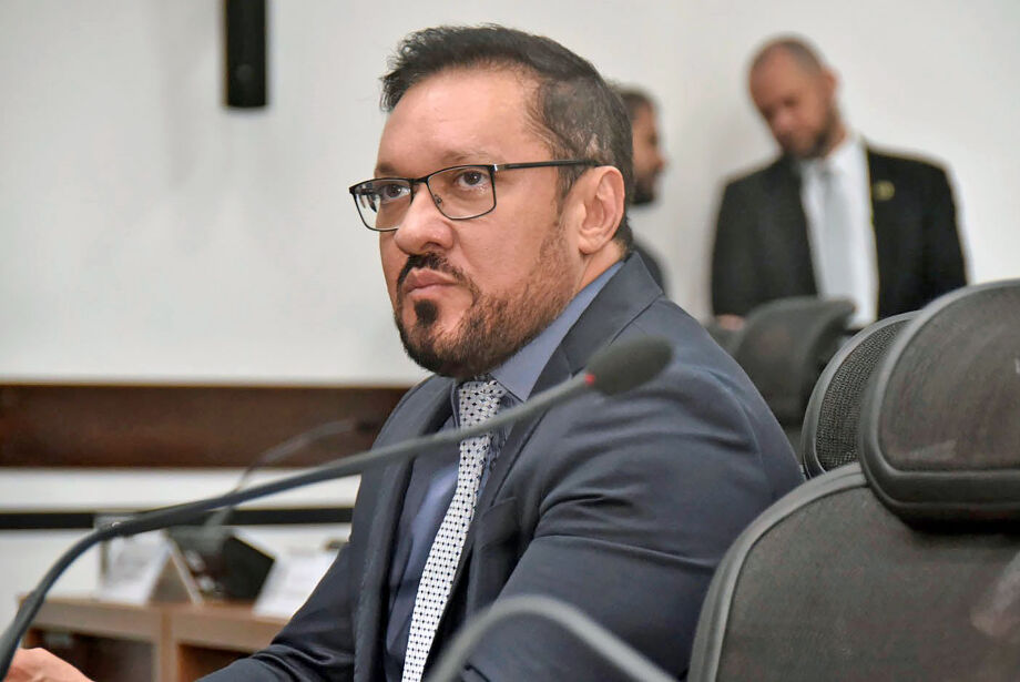 ‘Amor sem Fim’ ou novela sem fim? Lucas de Lima volta ao TSE em disputa por mandato ‘Amor sem Fim’ ou novela sem fim? Lucas de Lima volta ao TSE em disputa por mandato