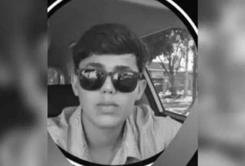Pai de jovem morto em acidente expressa perdão e agradece apoio nas redes sociais