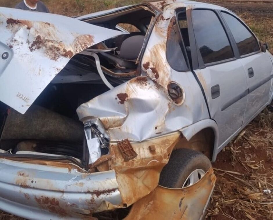 Bebê estava em carro que capotou a caminho do hospital na MS-276