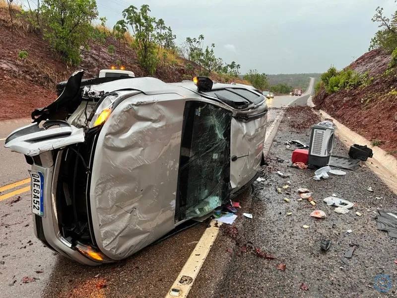 Acidente grave deixa três feridos em rodovia no norte de Mato Grosso do Sul