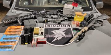 Homem ameaça comerciante, efetua disparos e é preso em Campo Grande