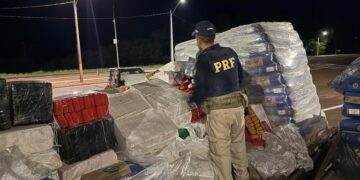 PRF apreende 2,7 toneladas de maconha em Rio Brilhante