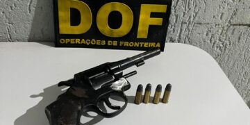 Jovem é preso com revólver durante abordagem em Nioaque