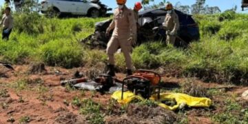 Motorista morre após tentativa de ultrapassagem na BR-267