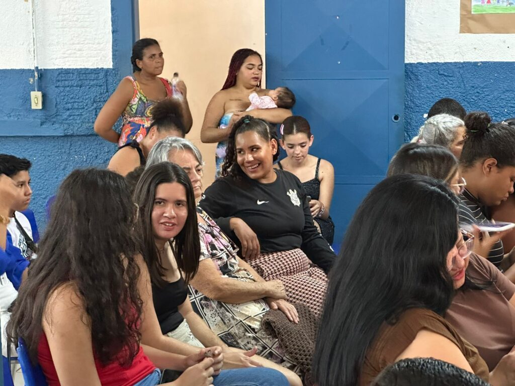 Novas empreendedoras e profissionais capacitadas surgem nas Moreninhas com o Mulheres Mil Novas empreendedoras e profissionais capacitadas surgem nas Moreninhas com o Mulheres Mil