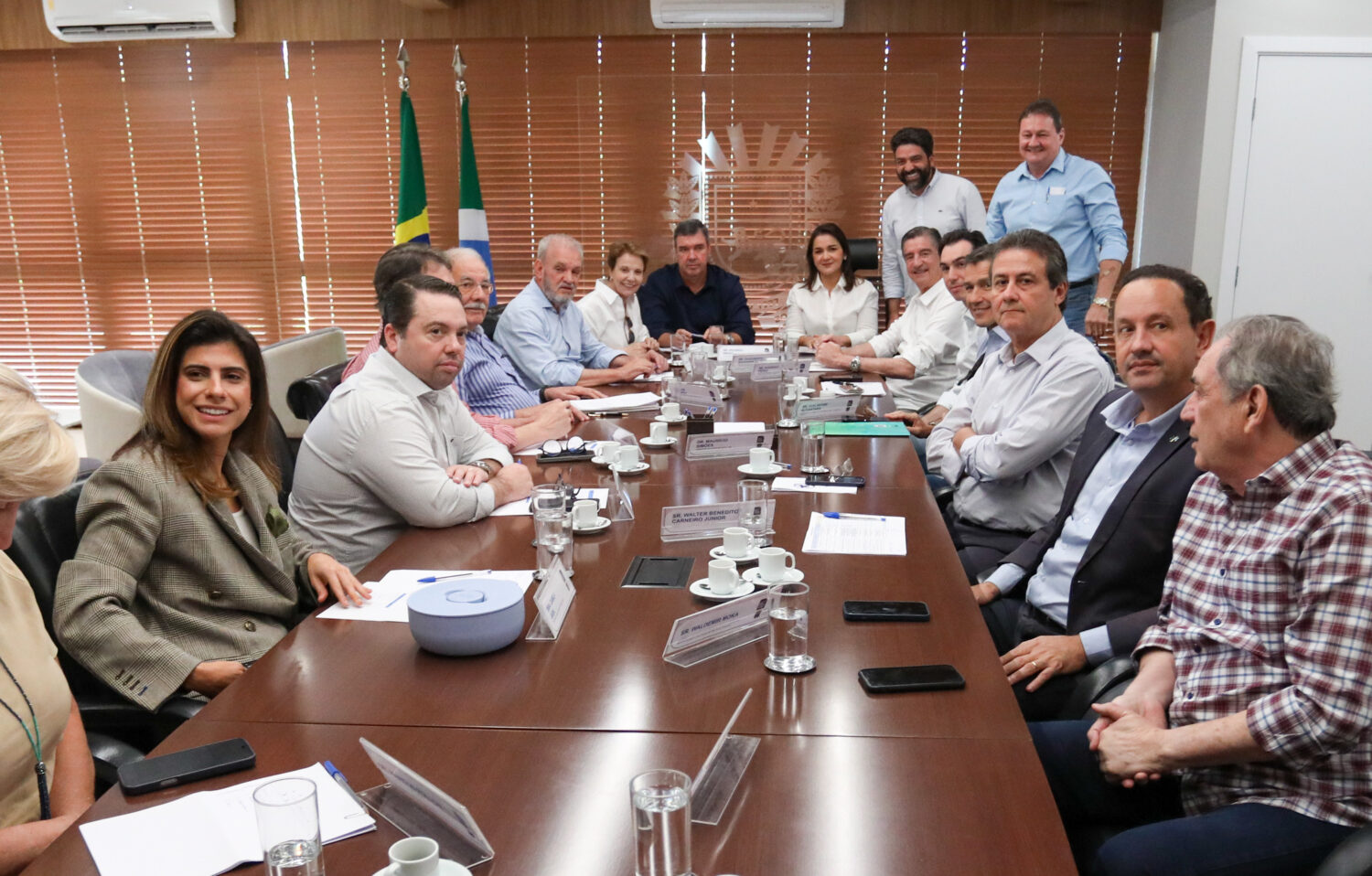 Adriane Lopes articula com Riedel e bancada federal aumento de recursos para obras em Campo Grande
