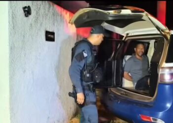 37º caso: venezuelano mata ex-esposa a facadas na frente do filho, em Dourados