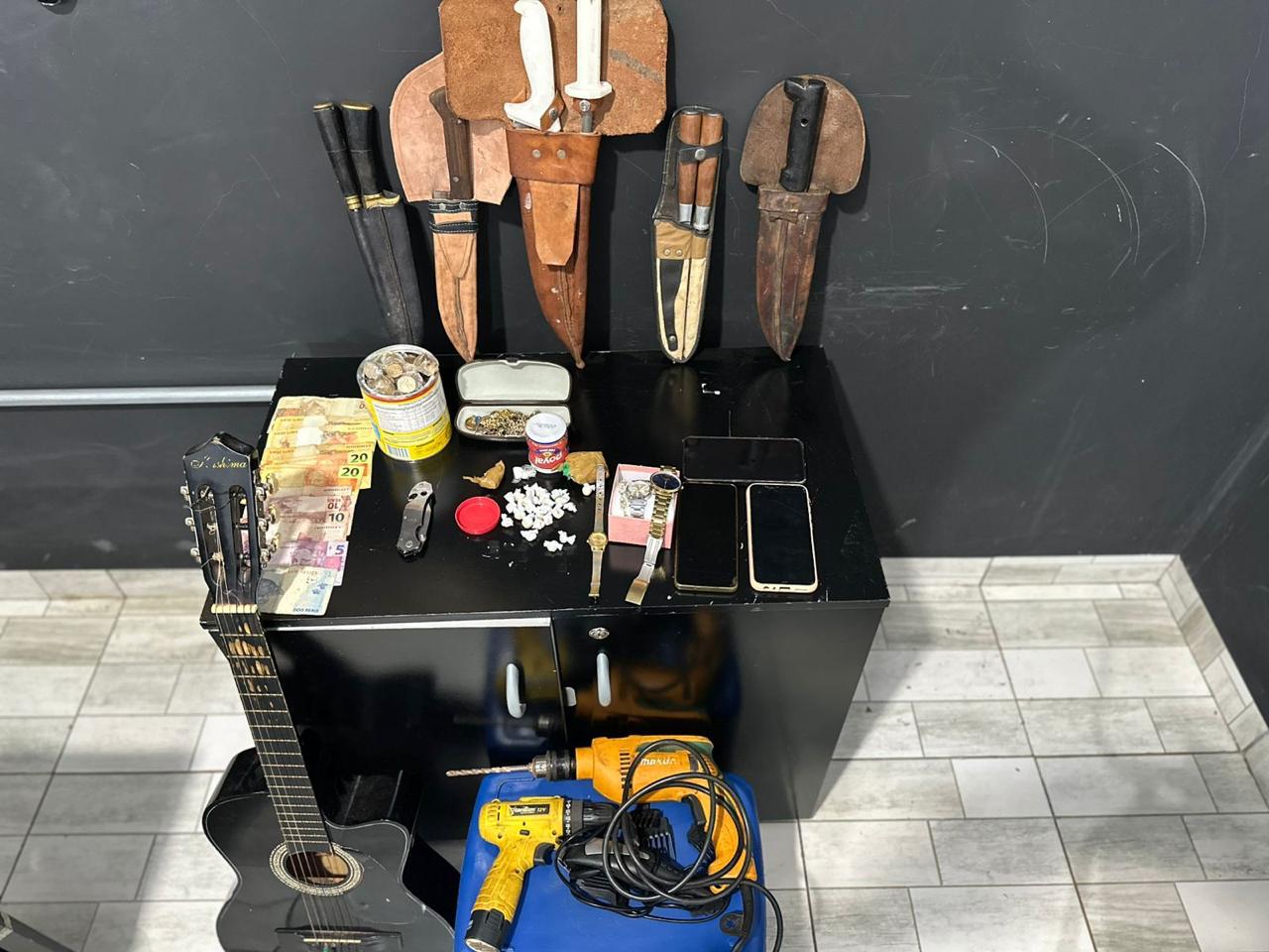 “Entrega interceptada”: polícia desmonta ponto de tráfico em Dois Irmãos do Buriti