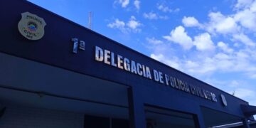 Mulher é presa após ferir ex-companheiro com faca em Dourados