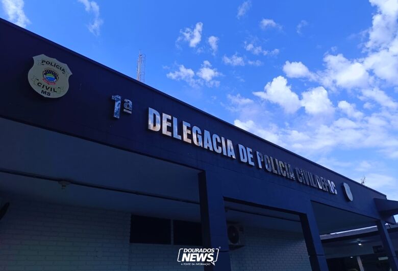 Mulher é presa após ferir ex-companheiro com faca em Dourados