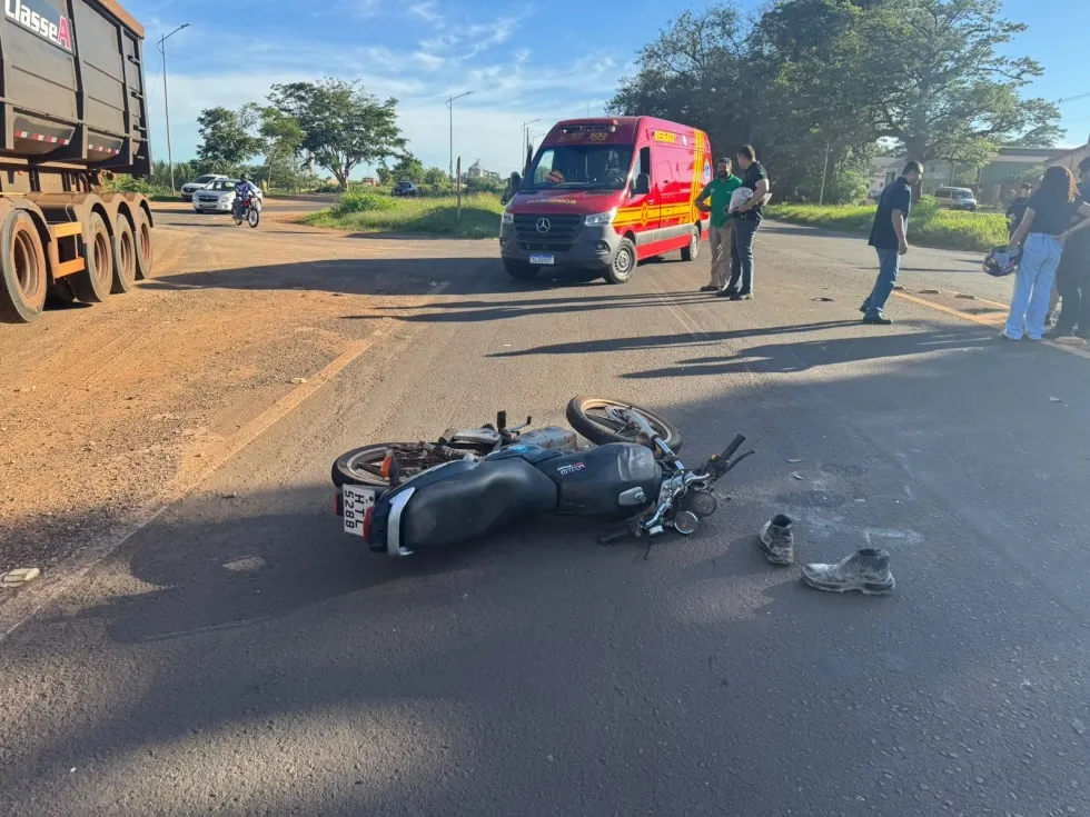 Acidente entre motos deixa homem gravemente ferido em Nova Andradina