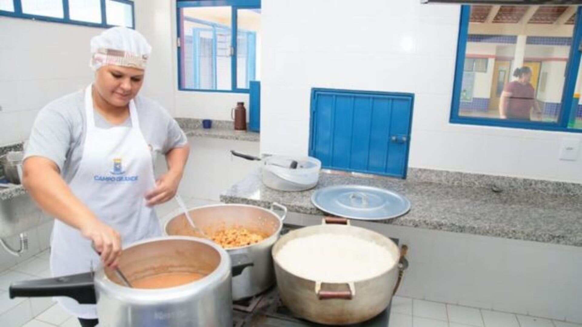 Prefeitura convoca aprovados para merendeiros em Processo Seletivo Simplificado