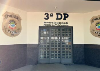 Adolescentes suspeitos de série de roubos de bicicletas elétricas são apreendidos em Três Lagoas Adolescentes suspeitos de série de roubos de bicicletas elétricas são apreendidos em Três Lagoas