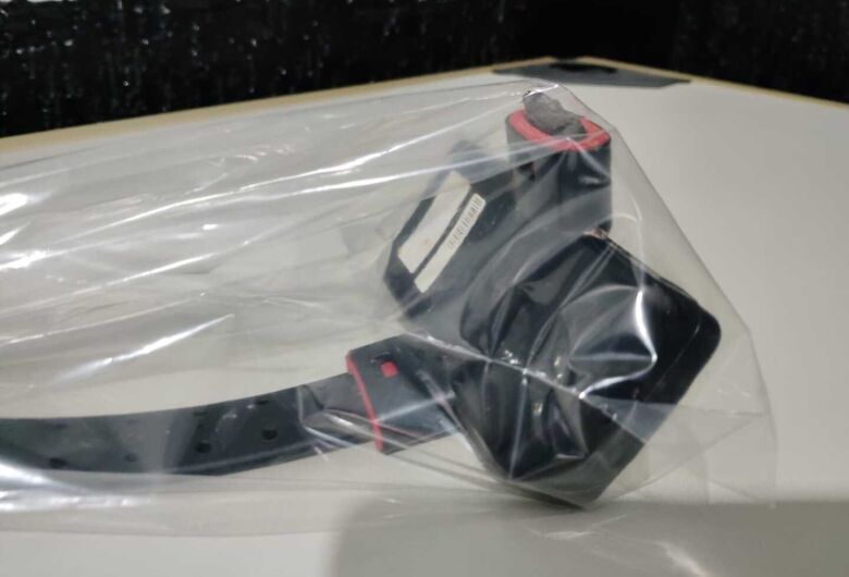 Homem é preso após remover tornozeleira e ameaçar mulheres em Dourados