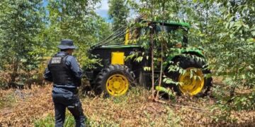 Trator furtado é recuperado em fazenda de MS