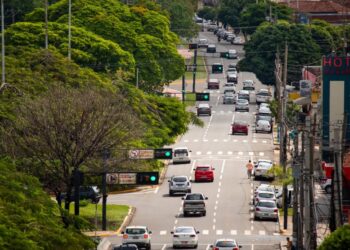 Calor de 32ºC e tempo firme marcam esta segunda-feira em Campo Grande