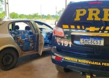 Carga de cigarro é apreendida pela PRF em Água Clara
