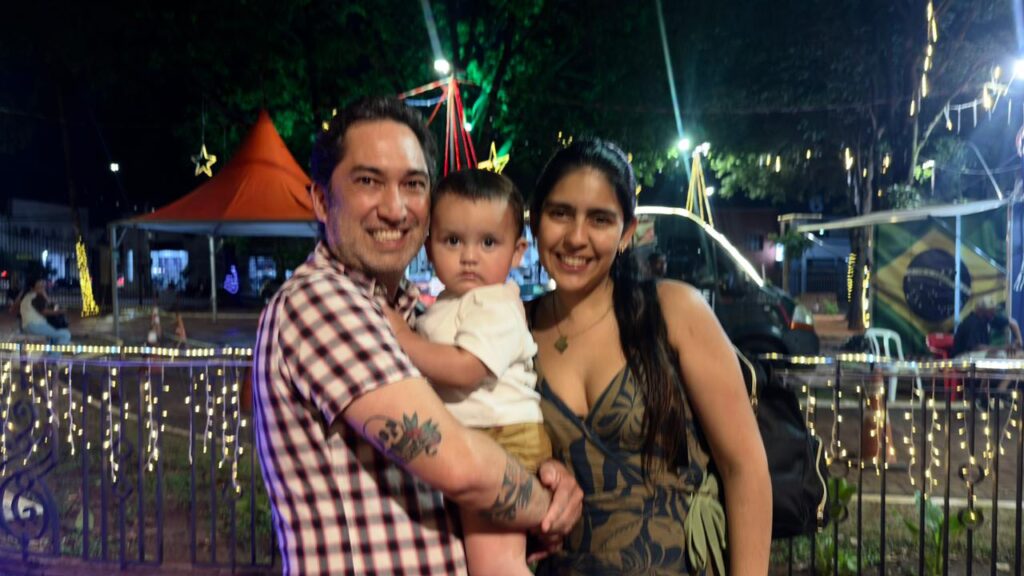 Casa do Papai Noel na Praça Ary Coelho encanta e vira marco histórico Casa do Papai Noel na Praça Ary Coelho encanta e vira marco histórico