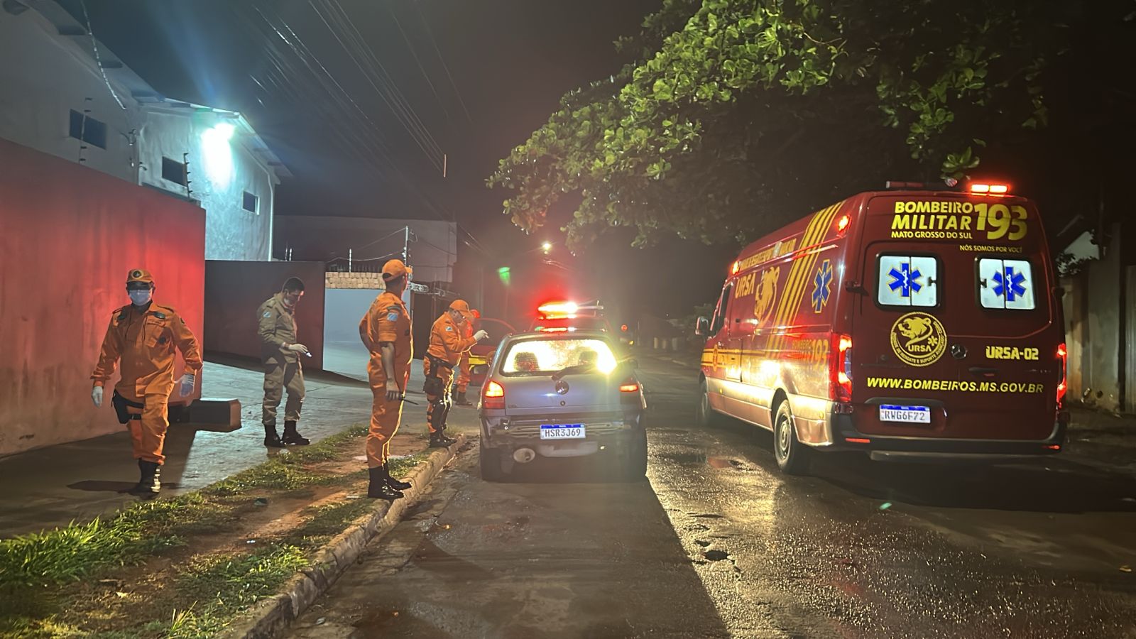 Homem é executado a tiros dentro de carro na Vila Progresso