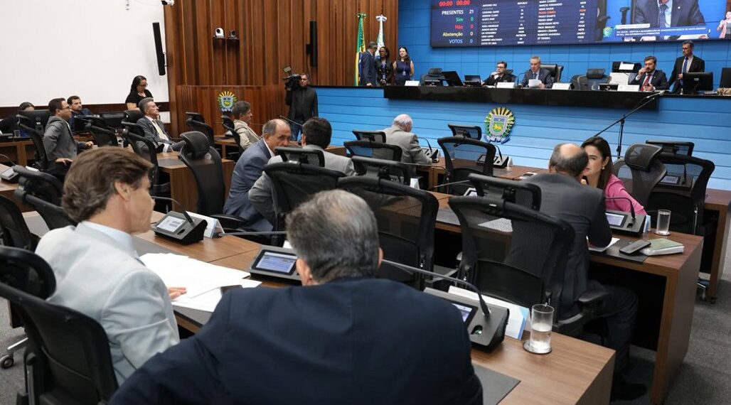 Deputados votam redação final de projeto que cria Cadastro de Condenados por violência doméstica