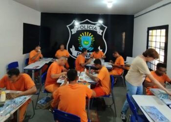 Cursos artesanais ampliam oportunidade de renda e reinserção social para internos do sistema prisional Cursos artesanais ampliam oportunidade de renda e reinserção social para internos do sistema prisional