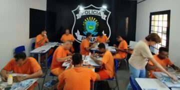 Cursos artesanais ampliam oportunidade de renda e reinserção social para internos do sistema prisional