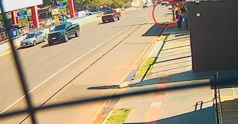 Idoso é atropelado ao tentar atravessar faixa na Brilhante e fica gravemente ferido