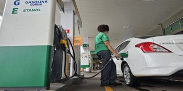 Pesquisa do Procon revela diferença de até 16% no preço dos combustíveis