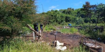 Corpo carbonizado é encontrado em área de mata