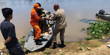 Criança de 2 anos é salva após afogamento em região ribeirinha