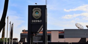 Hilux é furtada em plena luz do dia em Dourados