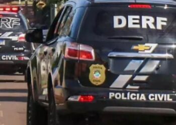 Flagrado escalando muros de condomínios, jovem é preso em Campo Grande Flagrado escalando muros de condomínios, jovem é preso em Campo Grande