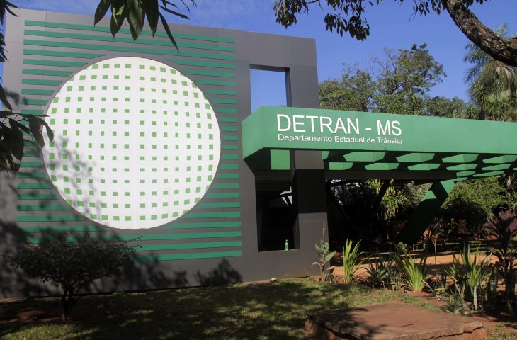 Detran-MS informa funcionamento das agências durante o Natal e Ano-Novo