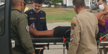 Mulher é resgatada de helicóptero após picada de cobra no Pantanal