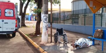 Homem é encontrado morto em ponto de ônibus em MS
