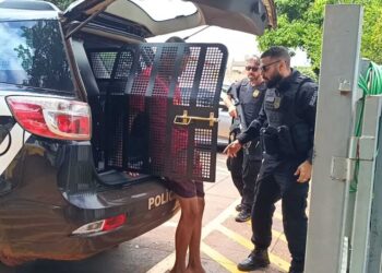 Jovem é preso por sequestro relâmpago contra universitário em Dourados Jovem é preso por sequestro relâmpago contra universitário em Dourados