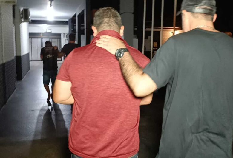 Dupla flagrada com 157 kg de pasta base em Dourados tem prisão mantida pela Justiça