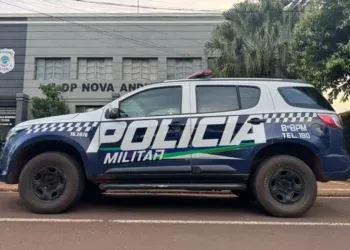 Ex é presa após ameaçar matar homem e tentar esfaqueá-lo em Nova Andradina Ex é presa após ameaçar matar homem e tentar esfaqueá-lo em Nova Andradina