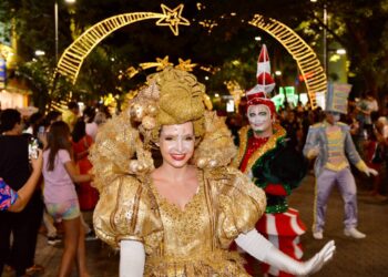 Natal na Praça Ary Coelho começa neste sábado com Casa do Papai Noel e sorteio de apartamentos