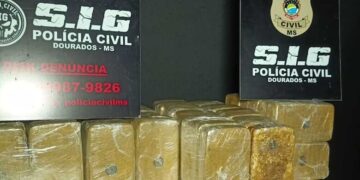Dupla é presa com 157 quilos de maconha em Dourados
