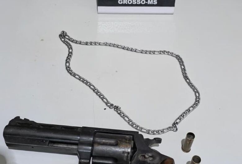 Revólver é encontrado em comércio após denúncia em Rio Verde de MT