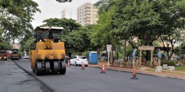 Prefeitura anuncia autorização para licitação de recapeamento em sete regiões urbanas de Campo Grande