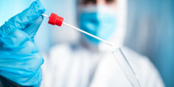 Saúde emite alerta e reforça monitoramento após identificação de nova variação da Influenza