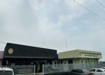 Homem é preso após invadir casa e descumprir medida protetiva em Costa Rica Homem é preso após invadir casa e descumprir medida protetiva em Costa Rica