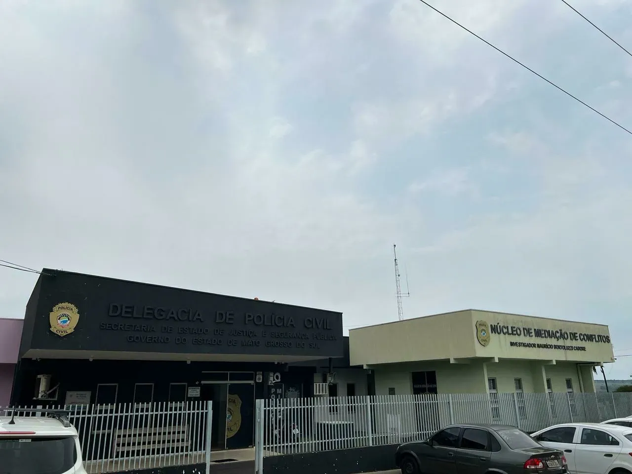 Homem é preso após invadir casa e descumprir medida protetiva em Costa Rica