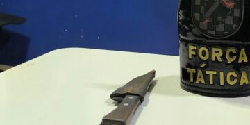 Homem esfaqueia colega em bar, foge de bicicleta e acaba preso em Sidrolândia