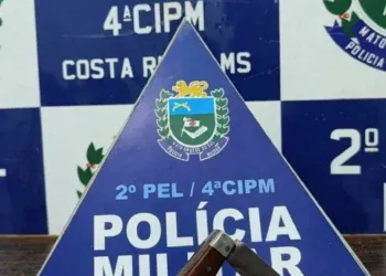 Briga entre irmãos termina com homem ferido a canivete Briga entre irmãos termina com homem ferido a canivete