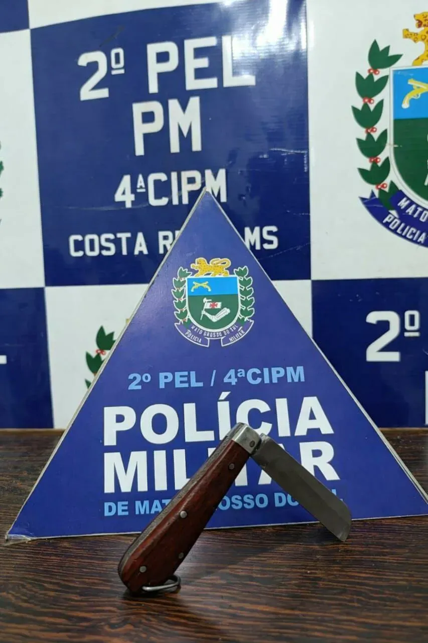 Briga entre irmãos termina com homem ferido a canivete