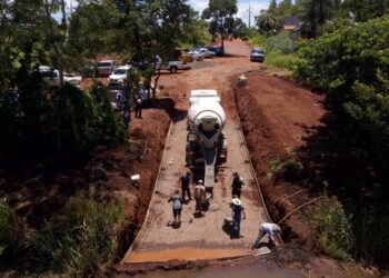 Zé Teixeira solicita construção de descedor de barcos em Fátima do Sul