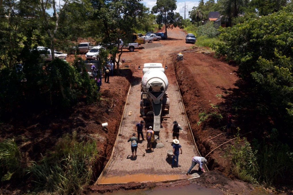 Zé Teixeira solicita construção de descedor de barcos em Fátima do Sul
